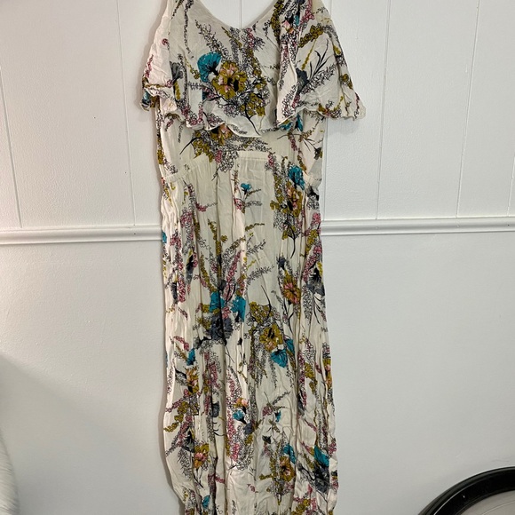 MIMI CHICA MIDI floral dress Small EUC ๐ธ - Picture 4 of 7